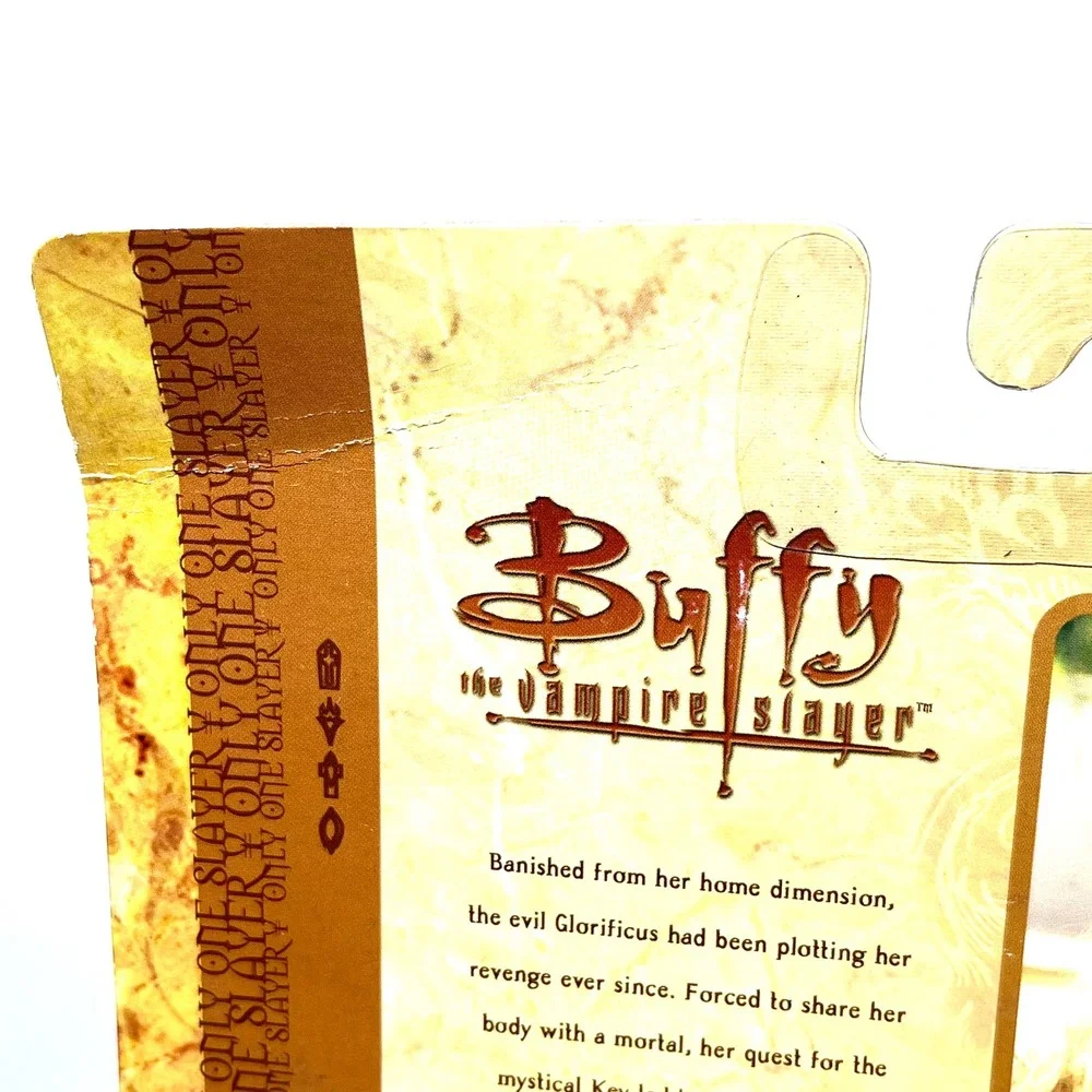 Buffy the Vampire Slayer Glory Action Figure Titan Exclusive Diamond Select 2006